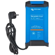 Blue Smart Ip22 Charger 12V 15A 3 230V Cee 7/7  Bpc121544002