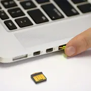Yubico Yubikey 5 Nano  4557864 5060408461457 Wlononwcrabpf