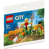 City Blocks 30590 Farm Garden and Scarecrow 666085