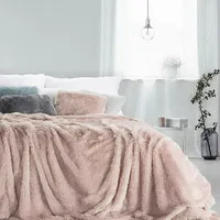Sega gultas pārklājs 150X200 rozā pinkains pleds Tiffany 1171201