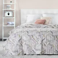Dekoratīvais gultas pārklājs 170X210 Dorota rozā un baltas lapas 1171340