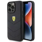 Ferrari Quilted Metal Logo Back Case Aizsargapvalks Priekš Apple iPhone 15 Pro Max Fehcp15Xrduk