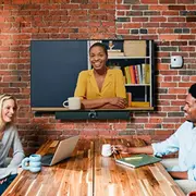 Owl Labs tīmekļa kamera Bar videokonferenču ierīce 4K josla ar aktīvo skaļruņu fokusēšanu Pievienojiet Meeting 4. 3 vai Owlpro. lai nodrošinātu 360 grādu pārklājumu un automātisku Kamera internetowa do wideokonferencji listwa wideokonferencyjna aktywnym ustawianiem dodaj lub aby 360-Stop