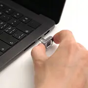 Adam elementi iKlips S Nano Touch pendrive Usb-C ar pirkstu nospiedumu lasītāju 256Gb Ssd pelēks Pendrive elements czytnikiem linii papilarnych szary