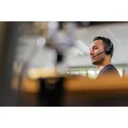 Poly Voyager 4320 Microsoft komandas sertificēta Usb-A austiņas Bt700 Dongle vadu un bezvadu biroja/telefona centrs Usb tipa A Bluetooth Black Teams Certified Headset dongle Przewodowy Bezprzewodowy Biuro/Centrum telefoniczne Typu-A Czarny
